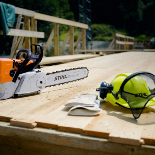 Stihl MS 194 T Petrol Chainsaw - Image 3