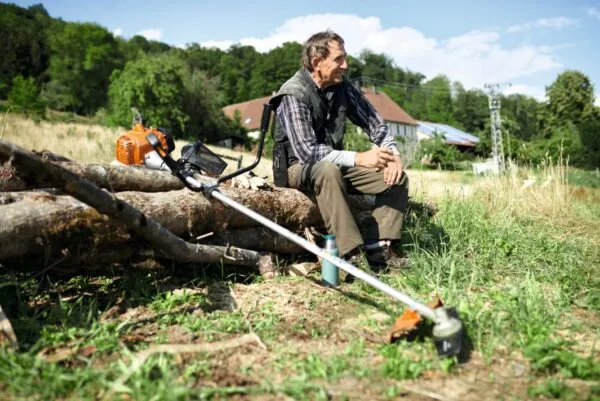 Stihl FS 230 Petrol Brushcutters - Image 4